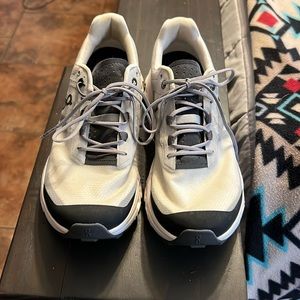 On Running Cloud Vista, Womens 9